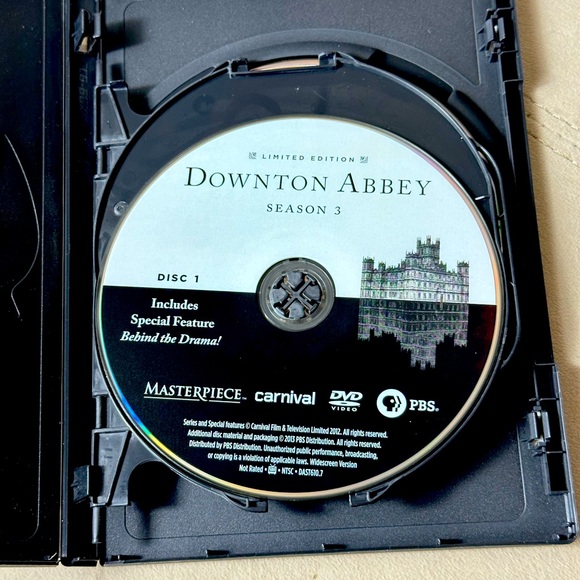 NEW UK Limited Edition Downton Abbey 3 Seasons + BONUS 1-hour Castle Documentary - Picture 14 of 16